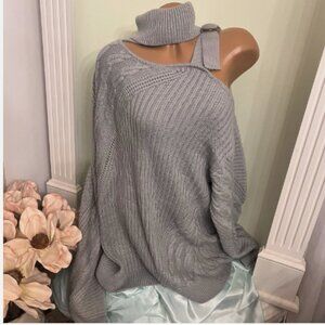 Unbranded. Sz 2XL. Knit Sweater or Dress. One cold shoulder. Gray Turtle. B47